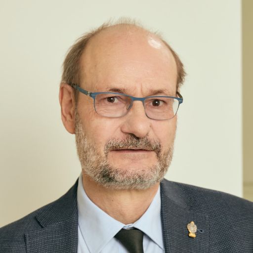 Dr. Stefan Wehrle